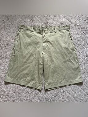 Nike Golf Standard Fit Shorts Performance Sporty Athleisure Outdoors Sz 40